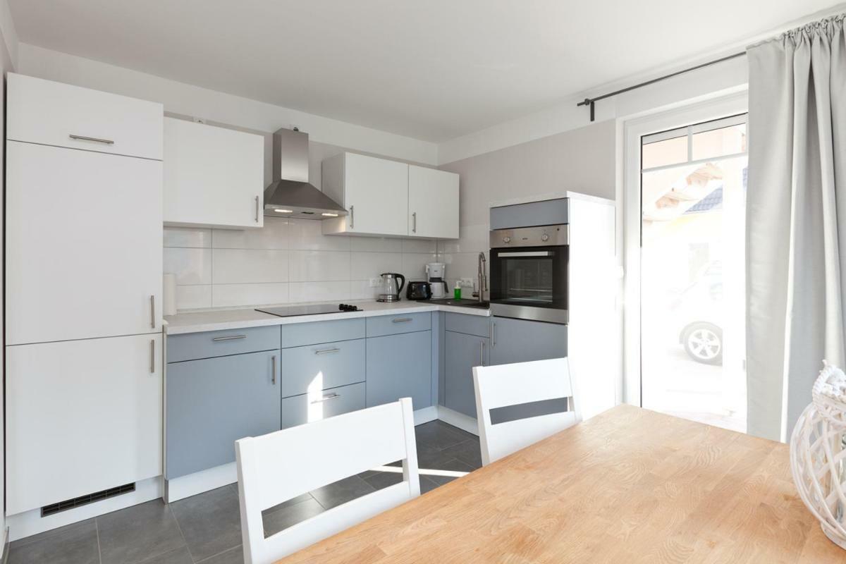 Apartment Unter Den Kiefern Robel Bagian luar foto